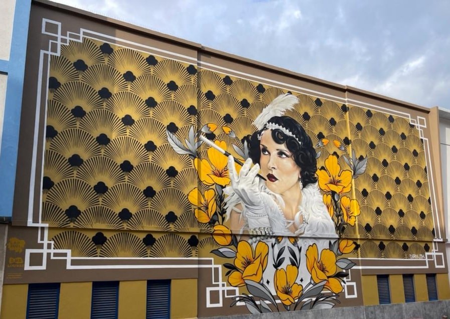 Um olhar sobre a "nova" fachada lateral do Centro Cultural de Moscavide (Cine), uma belíssima obra de arte da autoria do conceituado artista #Nark.